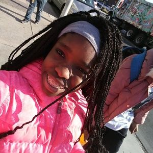 Meet your Posher, Rahmira